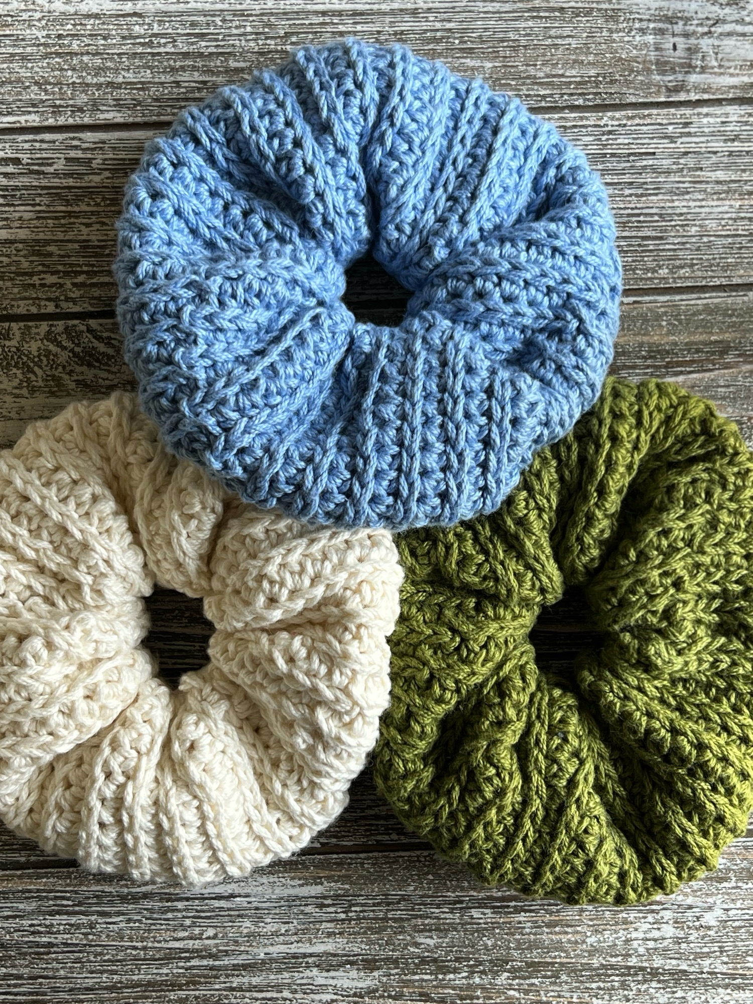 The Simply-Striped Crochet Scrunchie Pattern